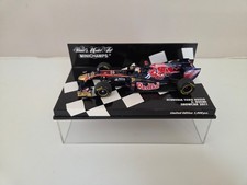 Minichamps 1/43 Toro Rosso STR5 S. Buemi - Showcar 2011 - 410110088