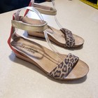 Foto 1 di 7