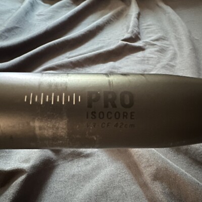 ボントレガー　ISOCORE PRO VR-CF カーボンハンドル 42cm Bontrager Pro IsoCore VR-CF Road Handlebar（プロ Isoコア VR