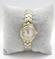 Women Timex Quartz WR Analog mm Round Watch (H769) "New Battery"