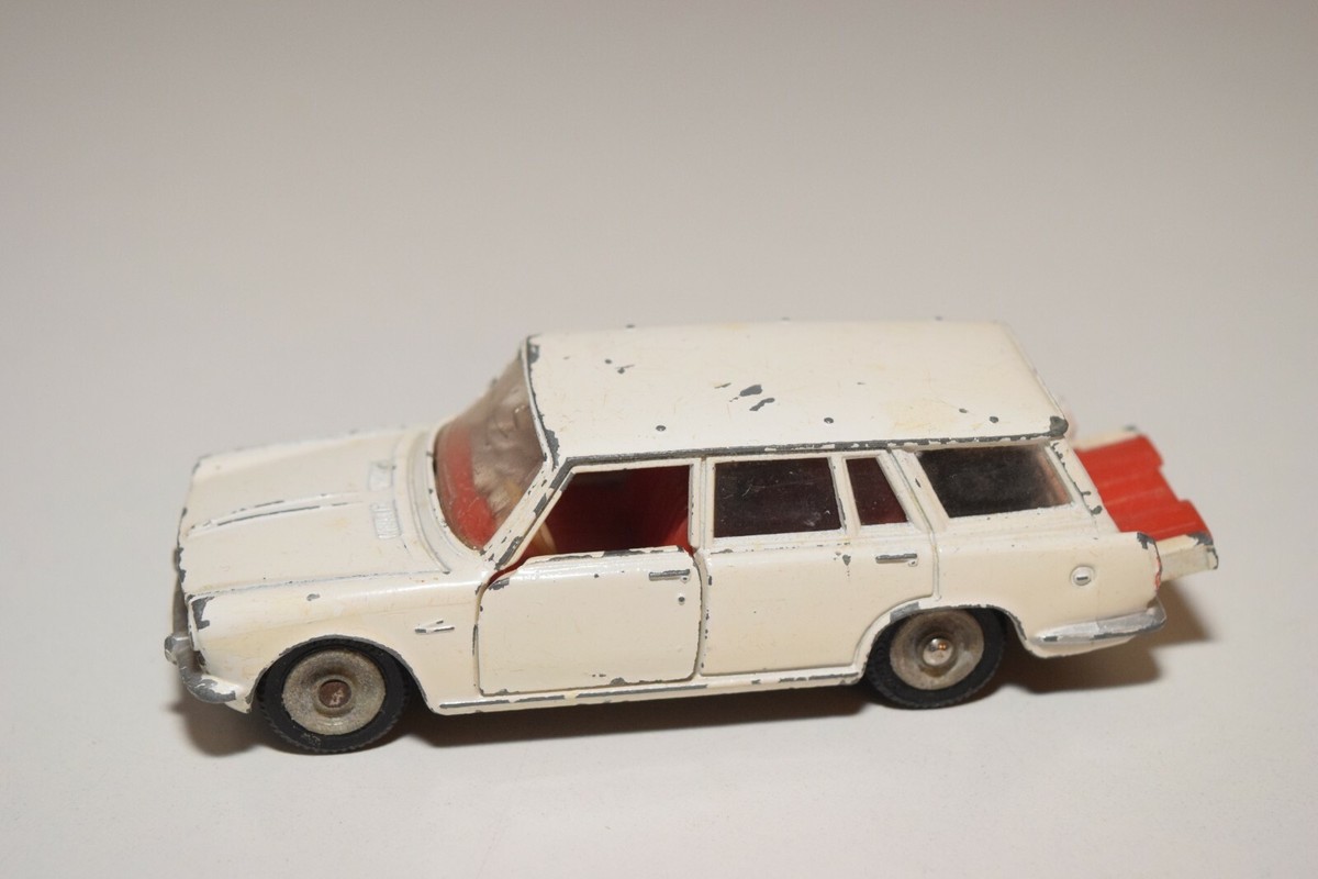 Dinky Toys Atlas #507 Simca 1500 break | Le numéro 4 de la n