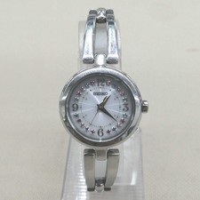 Seiko Funk Wave Solaruhr 1B21-0AC0 gebraucht