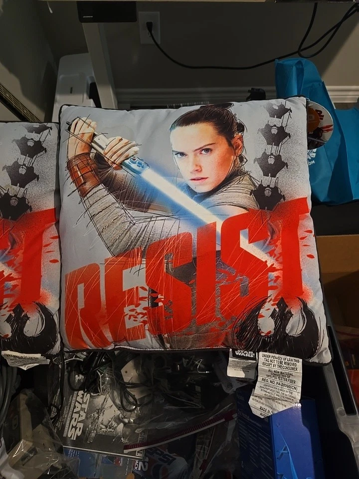 Travesseiros de arremesso 2 estrelas WARS Resist - Imagem 3 de 3