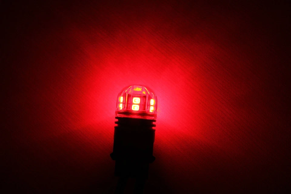 For Dodge Challenger 2008-2013 Putco HC3157R LumaCore Strobe LED Bulbs 3157, Red — 第 3/3 张图片