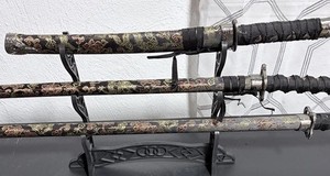3 Gitana Swords And Stand/Rack/Display