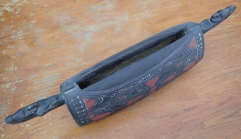 Papua New Guinea slit drum Garamut, vintage