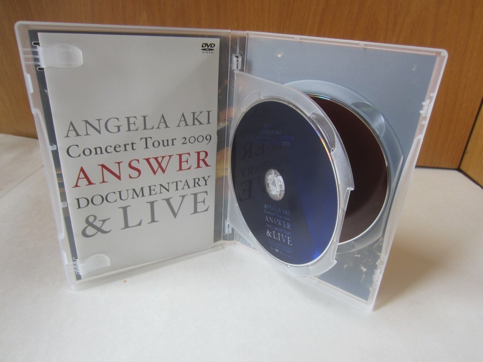 ANGELA　AKI　Concert　Tour　2009　ANSWER　DOCU