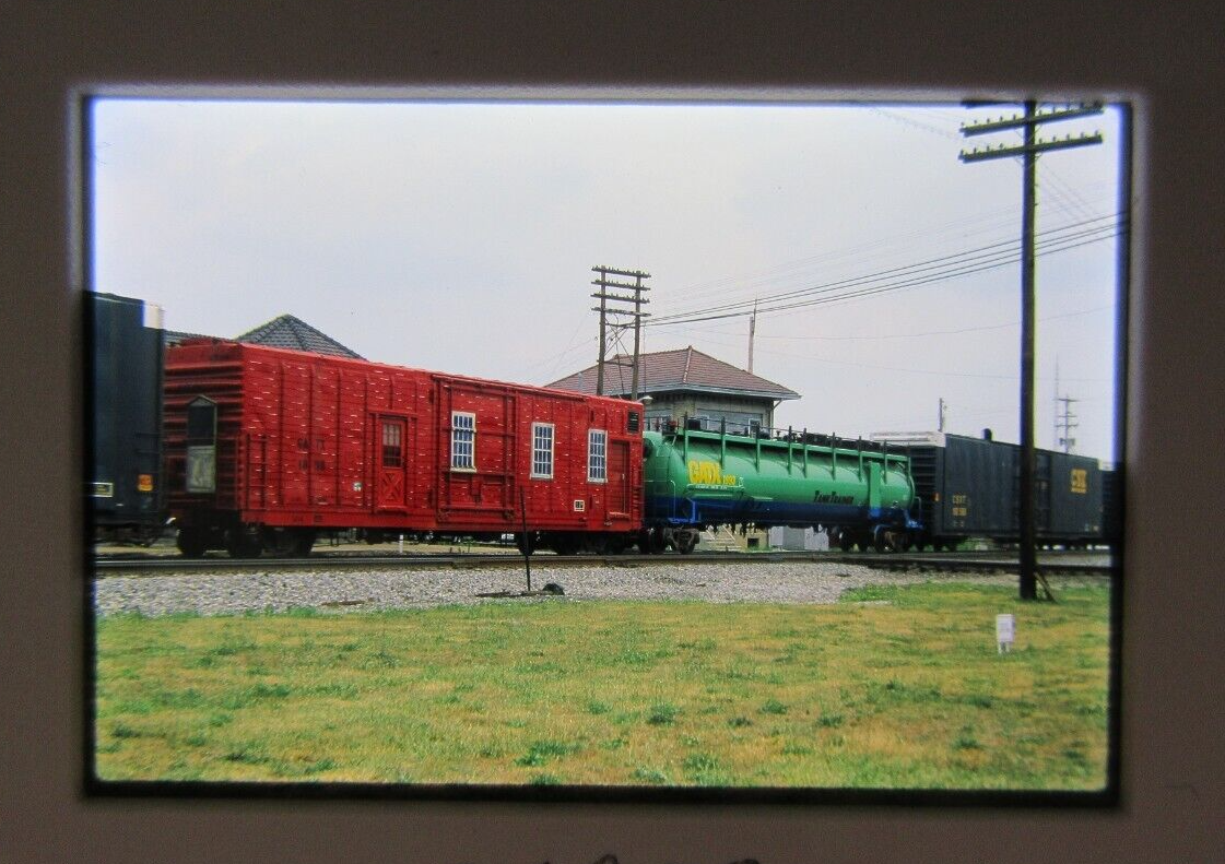Original '99 Kodachrome Slides GATX 1898 & 1993 Fresh Paint Tank ...