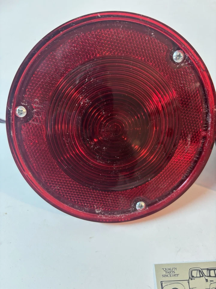 NOS 1967 - 1978 雪佛兰 GMC 卡车踏板尾灯镜片 原始设备制造商 通用指南 对 原始设备制造商 — 第 4/4 张图片