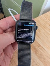 Apple Watch Series 9 45mm Aluminium  -  Midnight + Extras - Scratched
