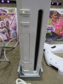 Vintage NINTENDO Wii Fit Sports Video Game Console Bundle Controllers Games