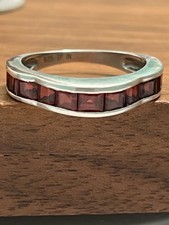 925 sterling silver channel-set garnet band ring with princess-cut stones