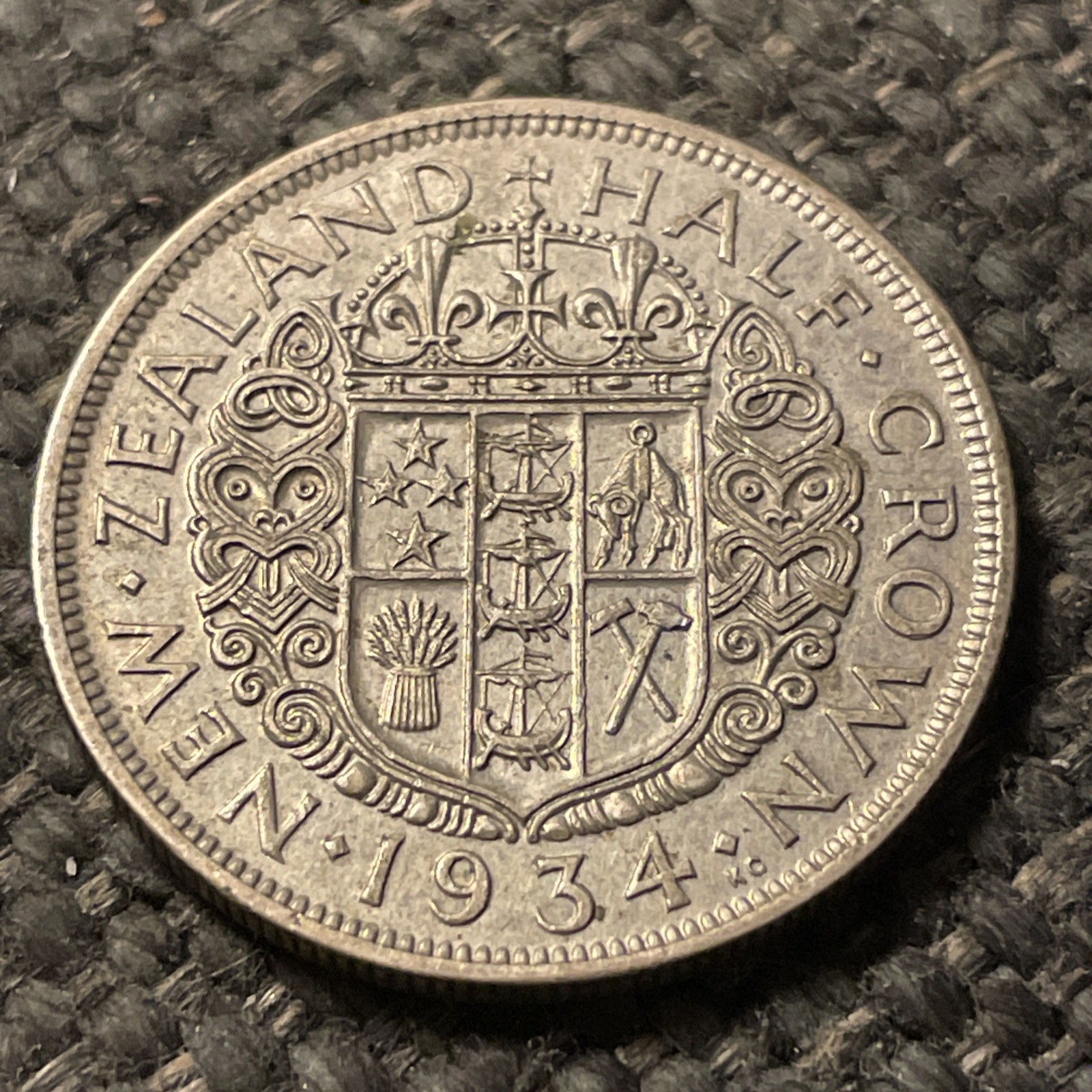 1934 New Zealand Silver  Half Crown.