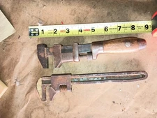Vintage Craftsman Pipe Wrench And A Unbranded Pipe Wrench, See Photos For Sizes