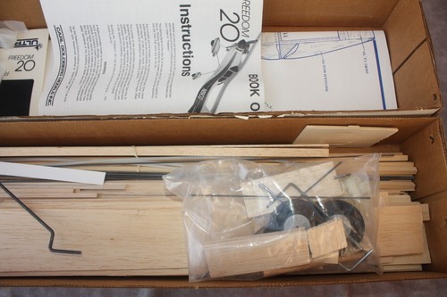 Carl Goldberg Freedom 20 model Airplane /Sport Trainer kit No. 57 - Picture 11 of 12