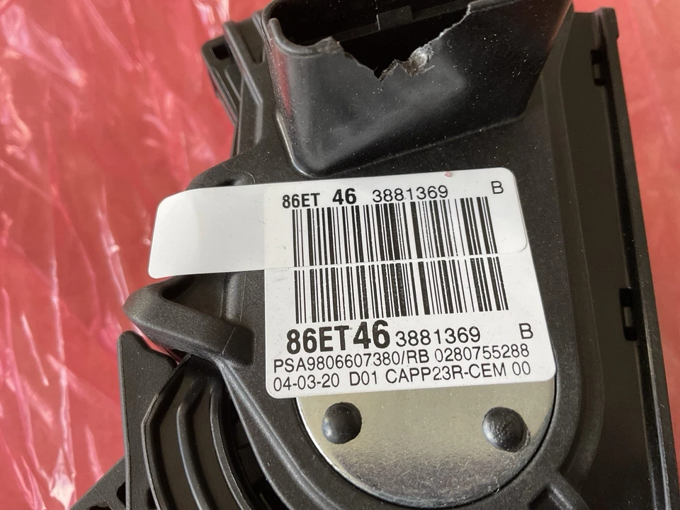 GENUINE CITROEN DISPATCH IV PEUGEOT EXPERT ACCELERATOR THROTTLE PEDAL 9806607380 — 第 4/4 张图片