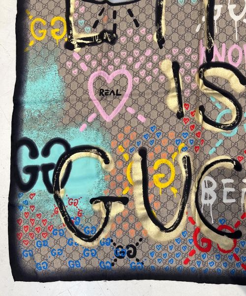 GUCCI                    Large scarf/Ghost Paint … - image 8