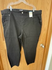 Terra sky Woman Black slim Stretch Pants Sz 3X Front Crease NWT