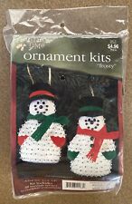 VTG Sulyn Beaded Ornament Kit Holiday Time FROSTY Makes Two Red Green White USA