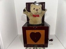 THOMAS PACCONI CLASSICS JACK IN THE BOX WOOD BOX Teddy Bear . Works