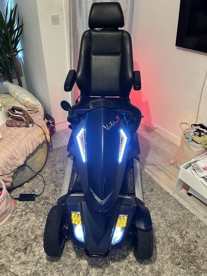 USED ELECTRIC MOBILITY SCOOTER TGA VITA S BUGGY ALL TERRAIN HEAVY DUTY