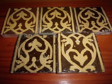 CARREAUX  ANCIENS VERS 1900