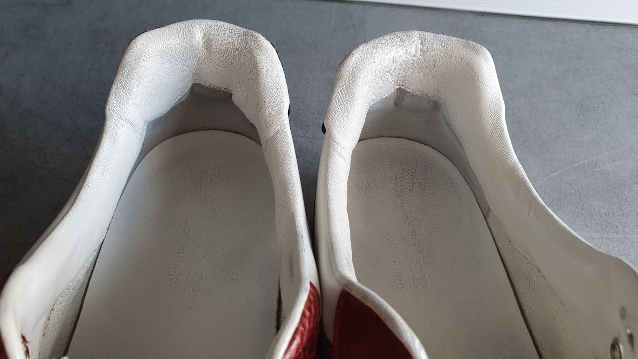 Gucci Interlocking GG Logo Red Python Low Top Sne… - image 14