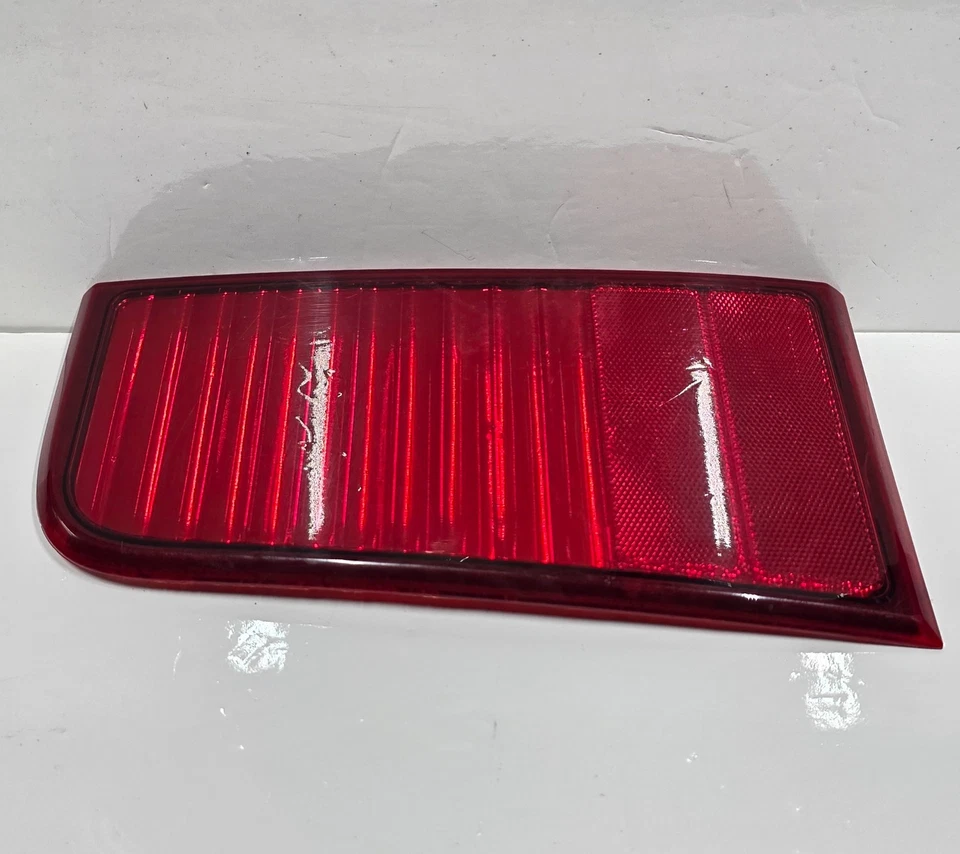 2006-2008 Lincoln Mark LT OEM Tailgate Reflectors Tail light Trim LH LEFT - Image 4 of 4