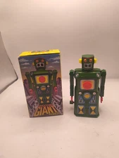 Rocket USA Shooting Giant Robot Tin Toy – Wind-Up Action – 1998 Japan –B6