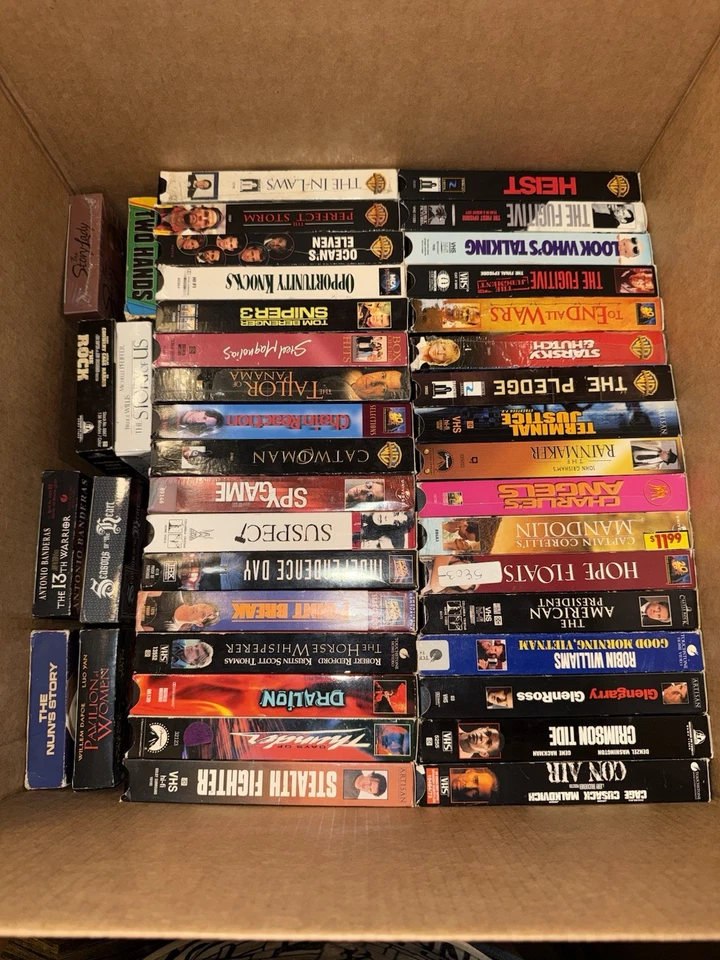 VTG Romance Drama Comedy 75 VHS Movies Julia Roberts Keanu Reeves Etc. - Image 2 of 2