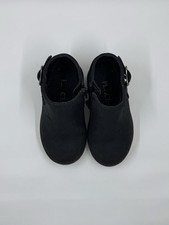 Children  s Place Toddler Girls Black Boots With Heart And Zipper Detail - Size 5