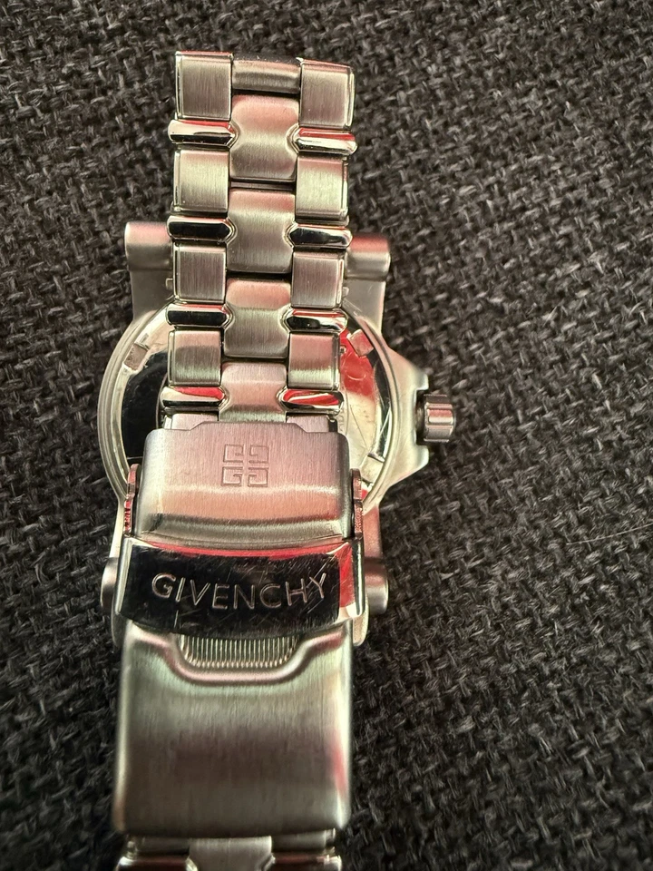 Elegante Givenchy Newport Uhr – Edelstahl – Top Zustand - Bild 4 von 4
