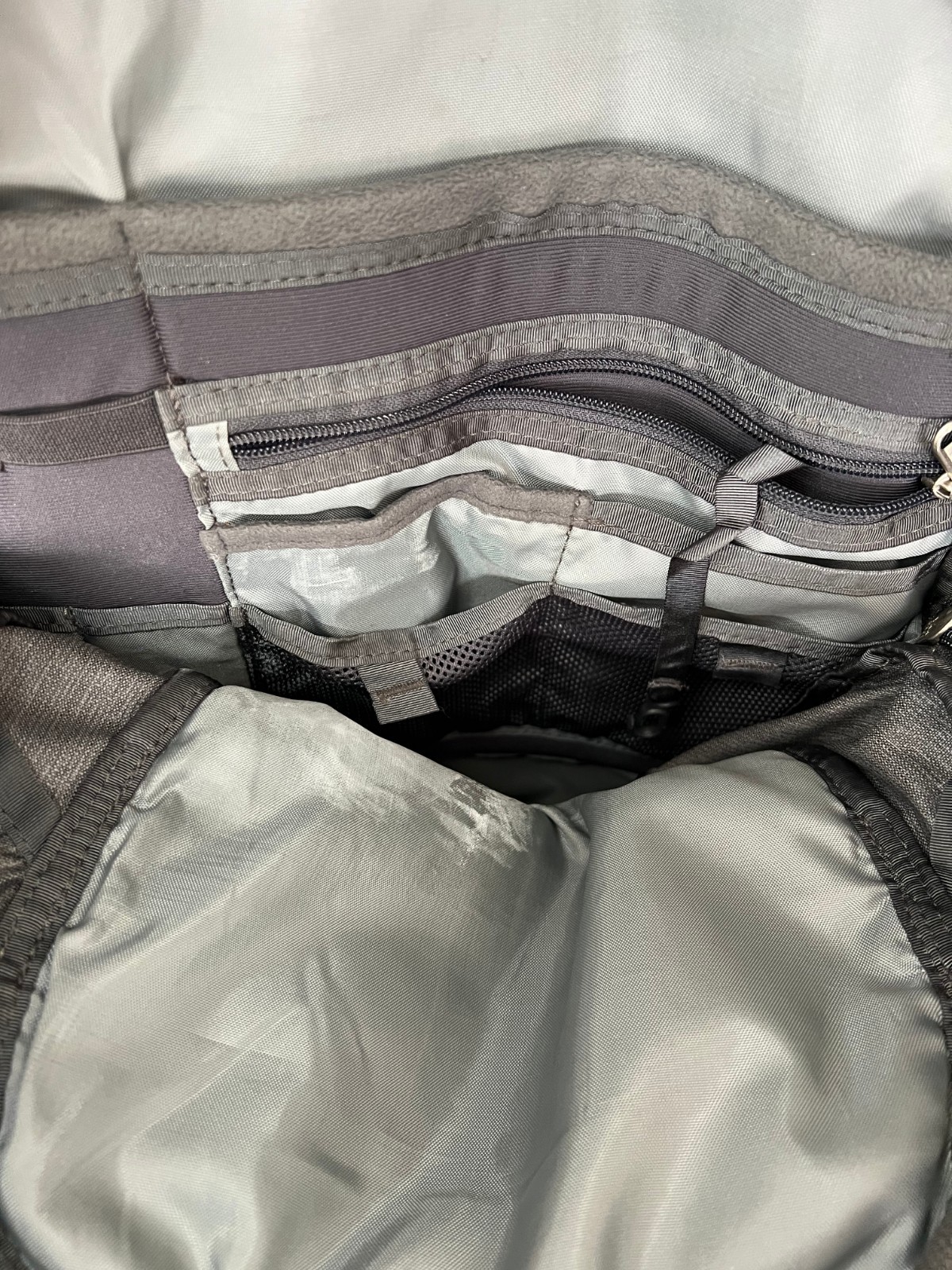 The North Face Borealis Computer Backpack Magenta… - image 15