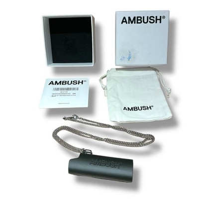Hinterhalt Feuerzeug Halskette neu verpackt Designer Schmuck schrulliges Statement Stück (c