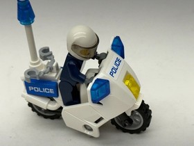 Lego City Set 60041 Crook Pursuit Complete No Box