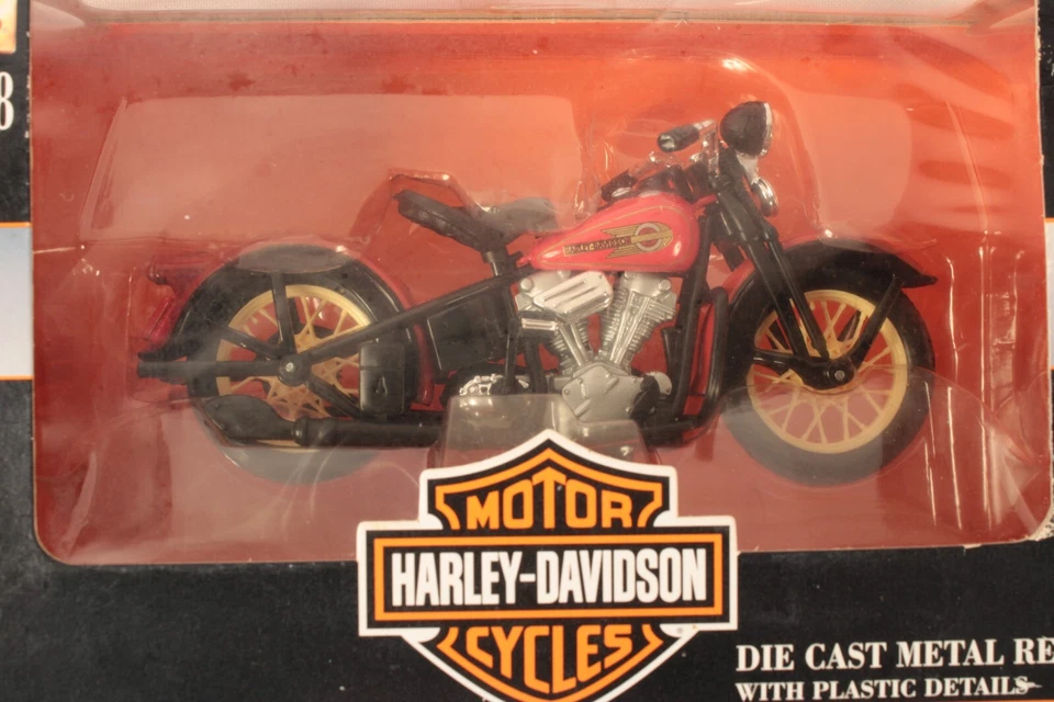 Maisto 1:18 Harley-Davidson 1936 EL Knucklehead Motorcycle Series 10 Foto 2 de 3