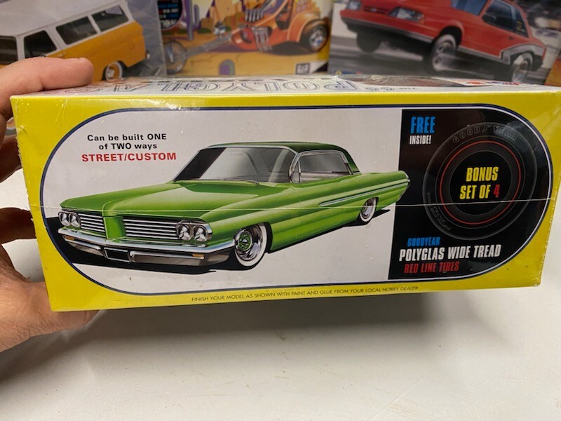 1/25 AMT 1092 Polyglas Gasser II 1962 Pontiac 2 N 1 Super
