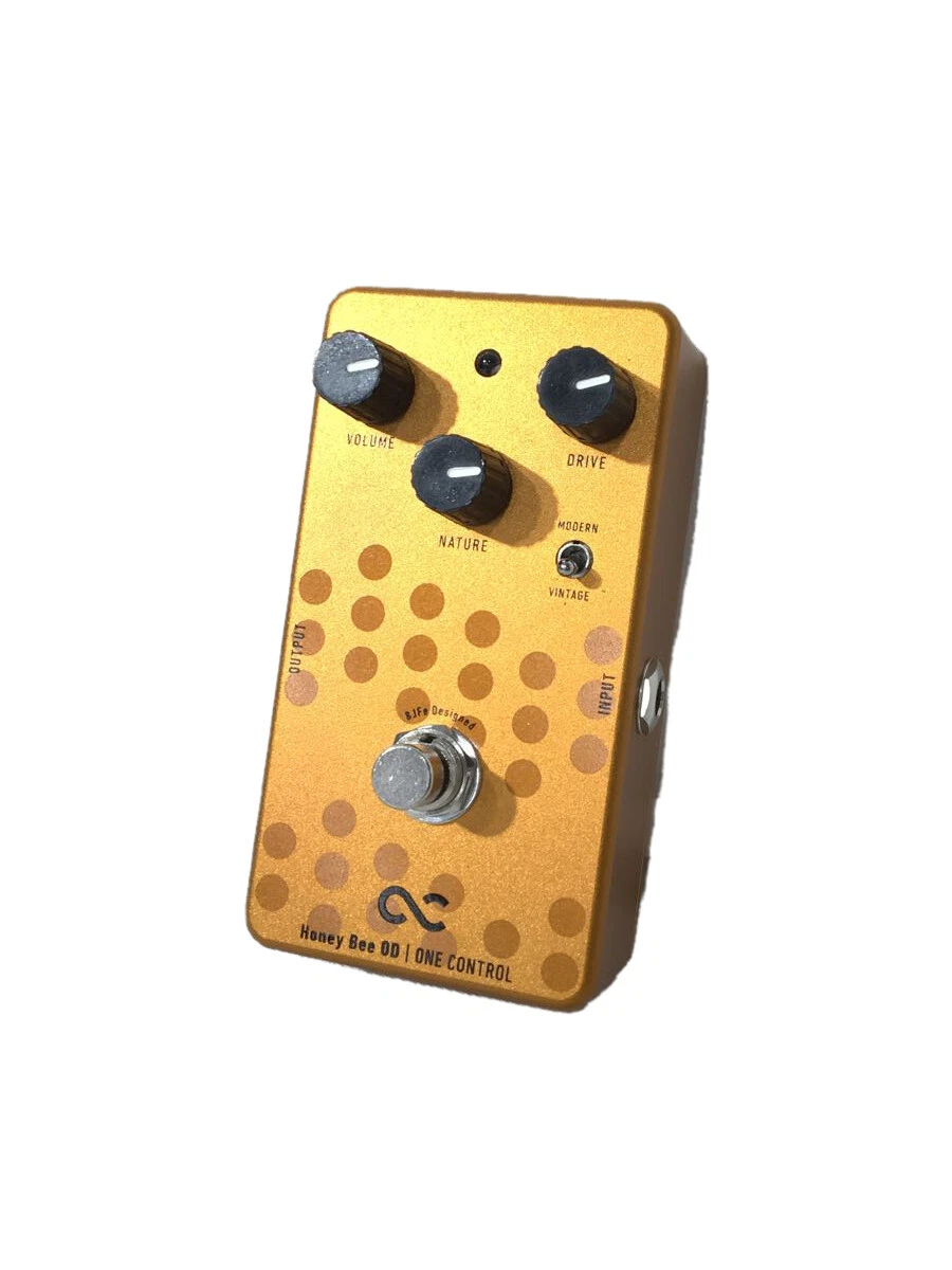 One Control Honey Bee OD Overdrive Box included DC9V-9V Battery Effector USED