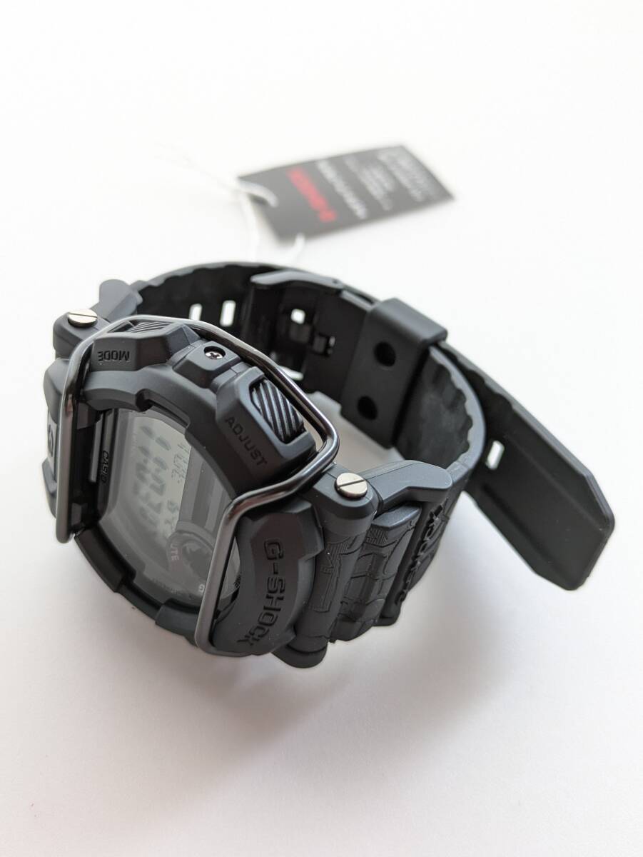 Casio G-Shock HUF tie-up model GD-400HUF-1JR/collaboration limited 