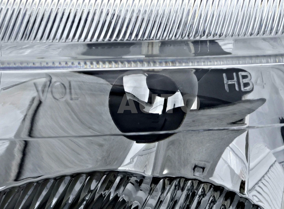 Juego de faros halógenos para Saturn LS 2000 lado conductor y pasajero Foto 3 de 4