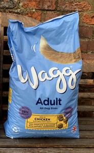 adult wagg dog food