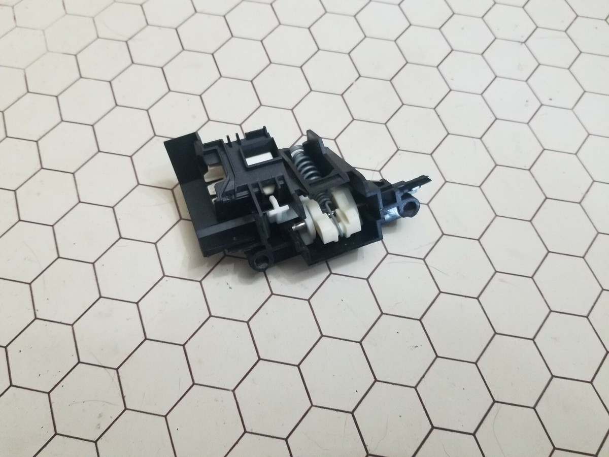 OEM Whirlpool Dishwasher Door Latch WPW10653840 W10653840