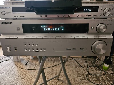 Pioneer VSX-417 + Pioneer DV-300-K DVD Player