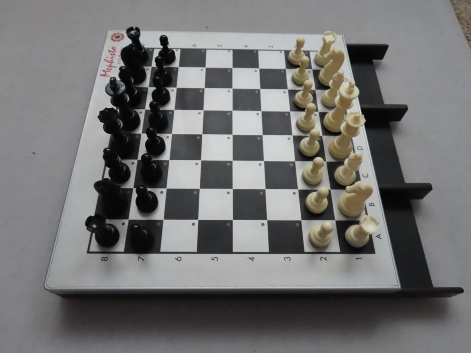 Mephisto Schachcomputer Modular ohne Module - Bild 4 von 4