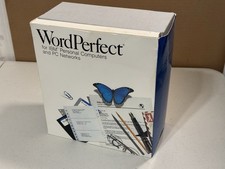 WordPerfect 5.1 DOS IBM PC with 11 5 1/4" Floppy Disks and Workbook