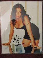 PROMO -  MINNIE DRIVER  -  8"x10" color photo Signed