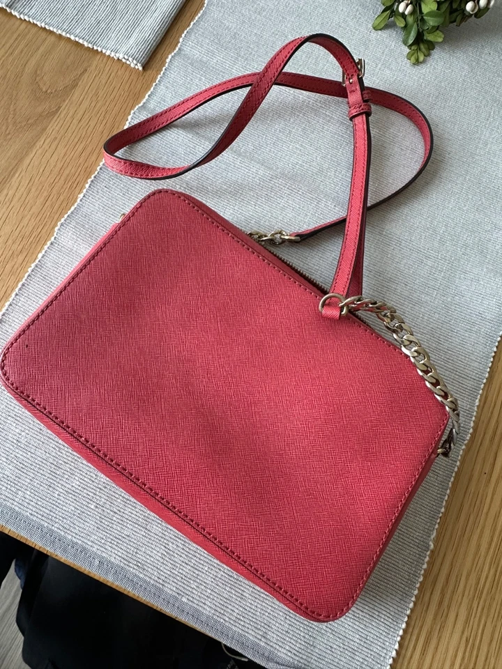 Michael Kors Jet Set Cross Body Bag - Salmon Pink - Image 2 of 4