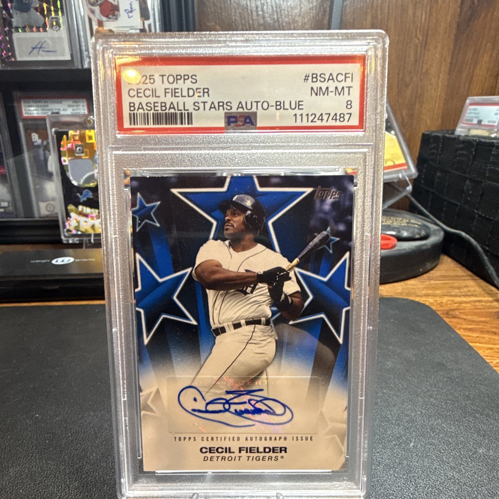 Topps 2025 Series 1 Cecil Fielder Tigers Auto-Blue BSA-CFI PSA 8 030/150