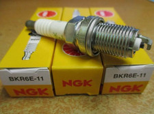 HONDA ACTY HA3 HA4 HA5 STREET HH3 HH4 E07A NGK Zündkerzen OE ersetzen 3er Set