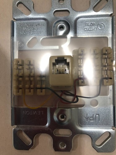 Pudełko 10 - Kość słoniowa Uchwyt ścienny Gniazdo telefoniczne 630A Gniazdo telefoniczne Leviton 40253-I - Zdjęcie 5 z 6